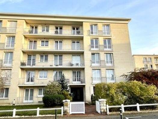 Appartement à louer 540 € 1 pièce 20,7 m² Étage 4/5 Avenues Compiègne 60200