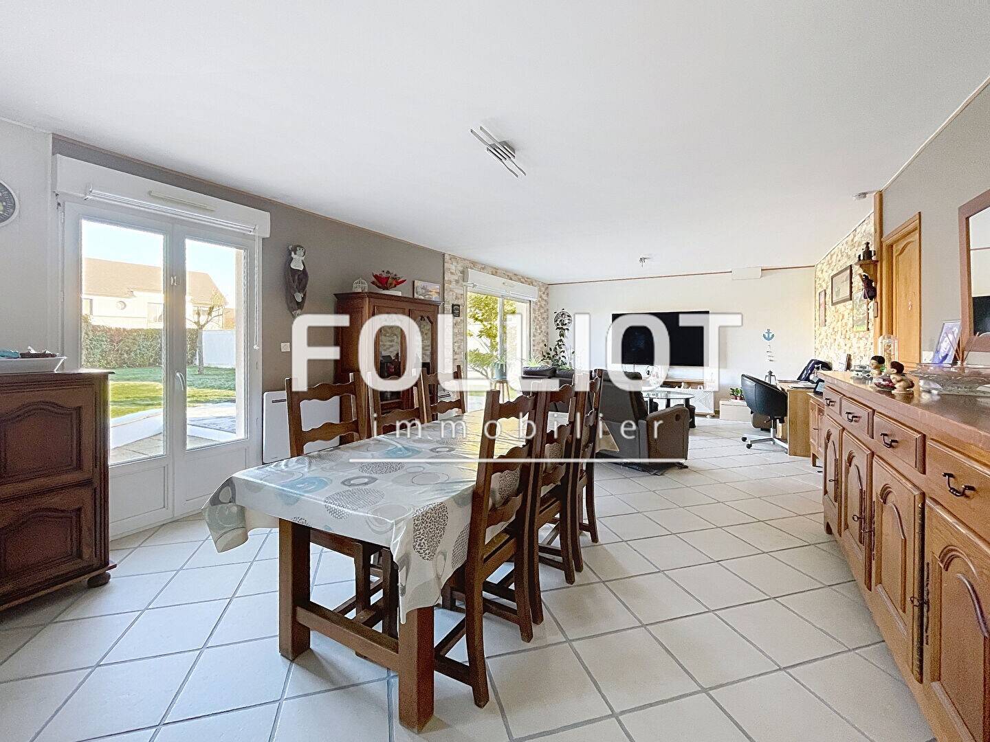 Maison à vendre, 187m², VILLONS LES BUISSONS