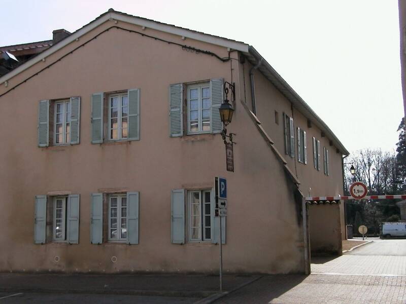 Maison à louer, 68m², BAGE LE CHATEL