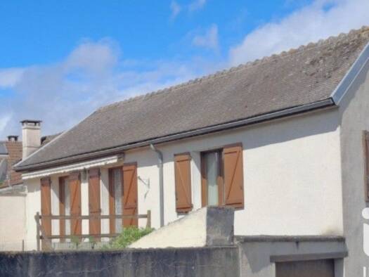 Maison de ville à vendre 95 000 € 7 pièces 3 chambres 140 m² 264 m² de terrain Bonny-sur-Loire 45420
