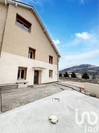 Maison à vendre 250 000 € 4 pièces 3 chambres 94 m² Savines-le-Lac 05160