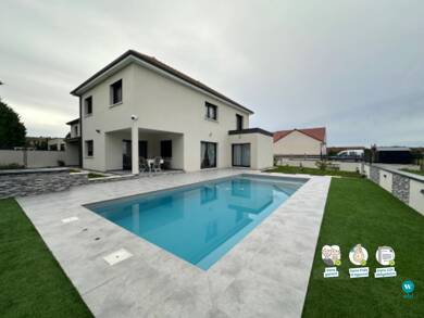 Villa à louer 2 200 € 5 pièces 4 chambres 194 m² Fauverney 21110