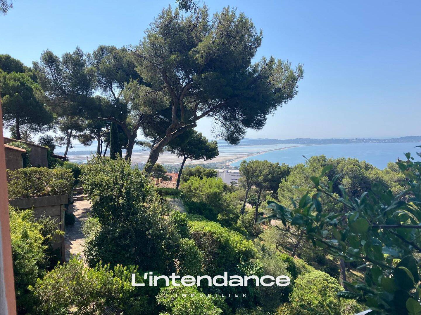 Maison à vendre, 195m², HYERES
