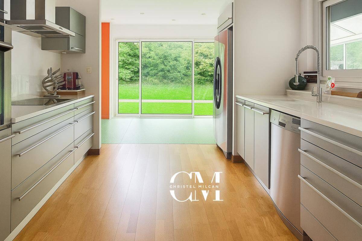 Maison à vendre, 196m², MERIGNAC