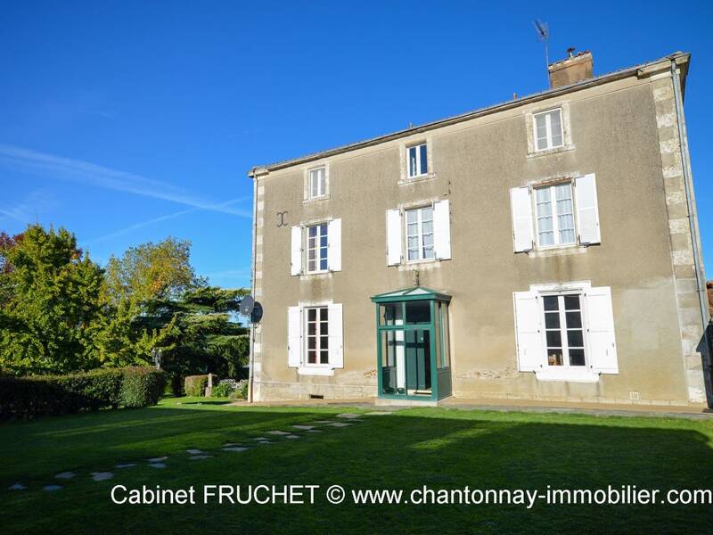 Maison à vendre, 420m², LA CHATAIGNERAIE