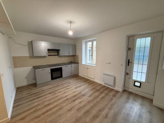 Appartement à vendre 125 000 € 2 pièces 1 chambre 26,5 m² RDC/1 Chambly 60230