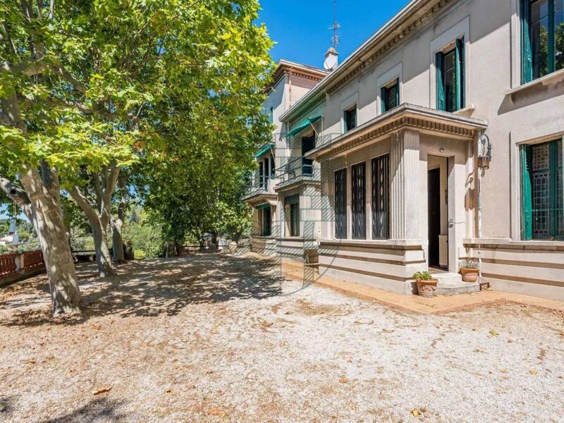 Maison à vendre, 418m², MARSEILLE 11E