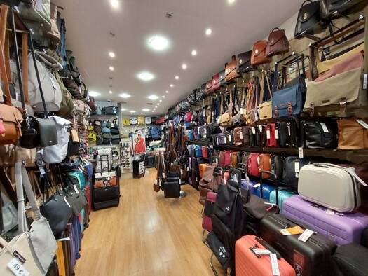 Magasin de chaussures à vendre Fonds de commerce 30 000 € 1 pièce 36 m² de surface de vente Centre Ville Chambéry 73000