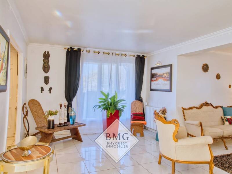 Maison à louer, 165m², LESIGNY