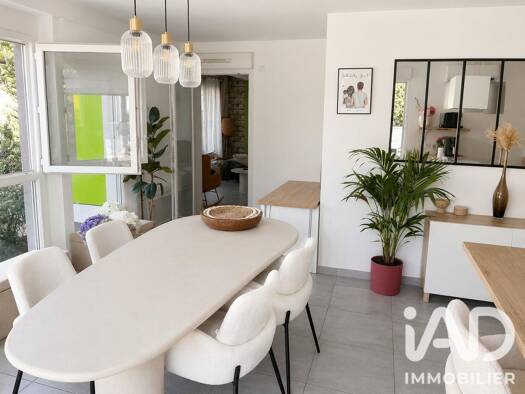 Appartement à vendre 349 000 € 3 pièces 2 chambres 64,27 m² 5 étages Saint Julien Marseille 12ème arrondissement 13012