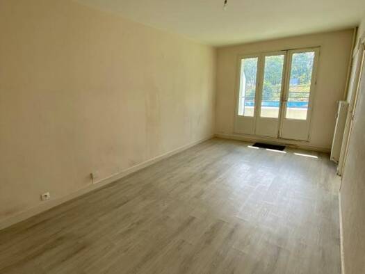 Appartement à louer 600 € 2 pièces 1 chambre 41 m² 1er étage La Fuye Velpeau Tours 37000