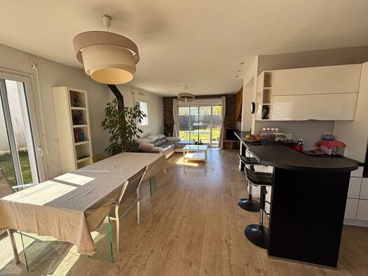 Maison à vendre 369 000 € 5 pièces 4 chambres 90 m² 360 m² de terrain Mesquer 44420