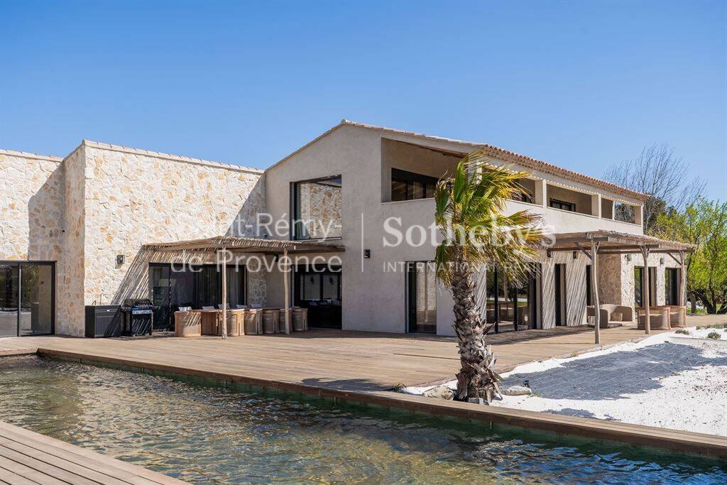 Maison à vendre, 440m², EYGALIERES