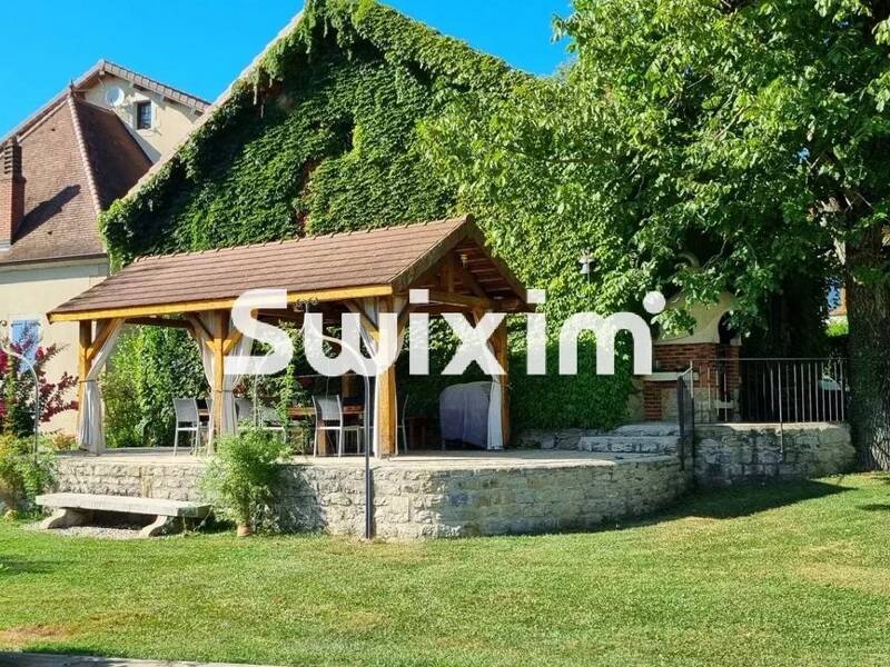 Maison à vendre, 280m², LONS LE SAUNIER