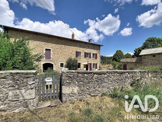 Maison à vendre 295 000 € 4 pièces 3 chambres 115 m² 14 890 m² de terrain Fayet-Ronaye 63630