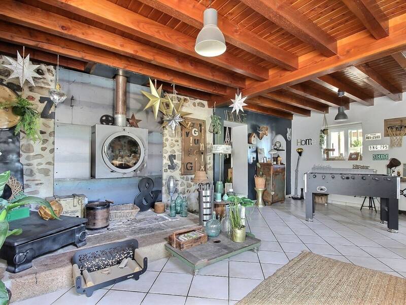 Maison à vendre, 180m², SAINT ROMAIN LE PUY