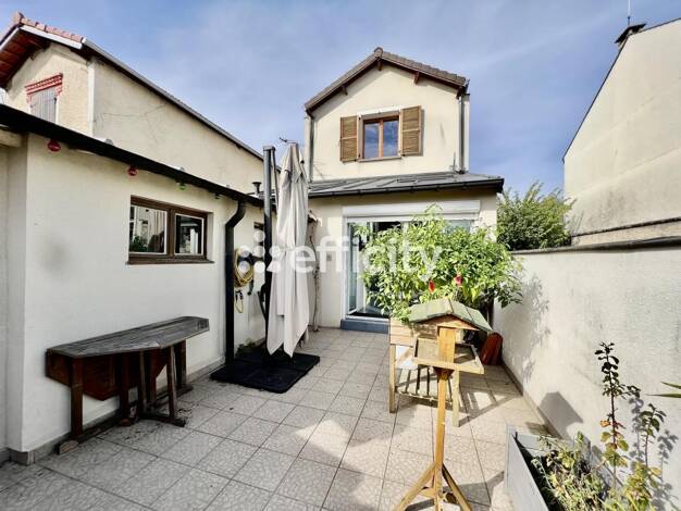 Maison à vendre 490 000 € 5 pièces 4 chambres 101 m² 100 m² de terrain Colombes 92700
