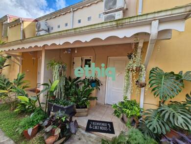 Appartement à vendre 176 870 € 3 pièces 2 chambres 68 m² RDC Gourbeyre 97113