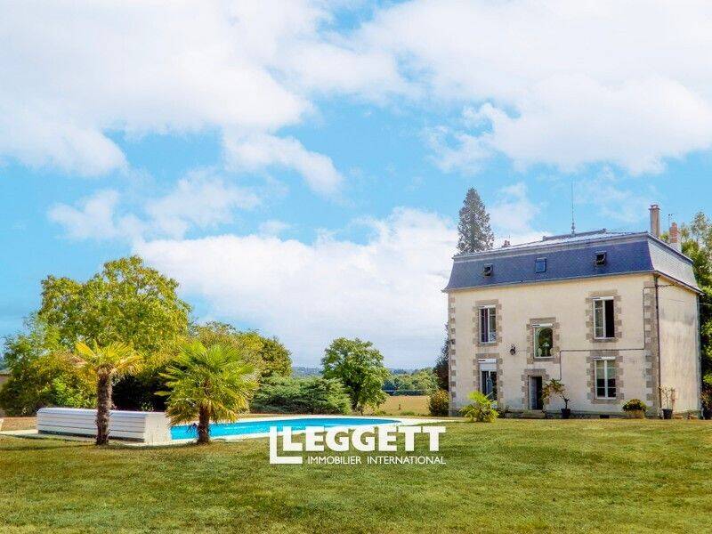 Maison à vendre, 300m², SAINT PRIEST TAURION