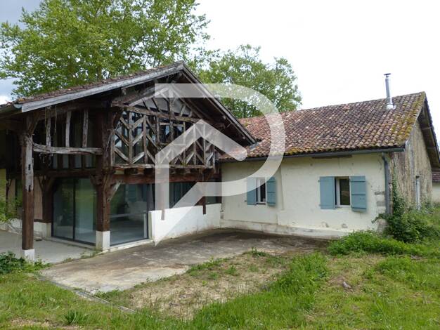 Maison à vendre 525 000 € 9 pièces 6 chambres 267 m² 19 168 m² de terrain Pouillon 40350