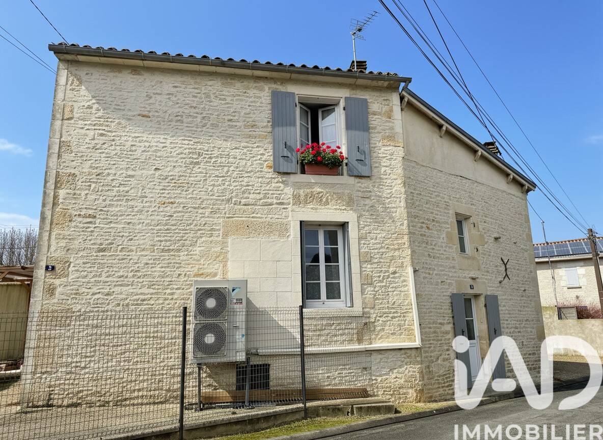 Maison à vendre, 97m², MAUZE SUR LE MIGNON