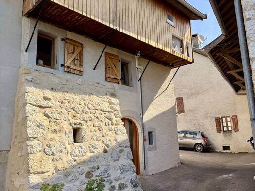Maison à vendre 265 000 € 4 pièces 2 chambres 70 m² 545 m² de terrain Chaumont 74270