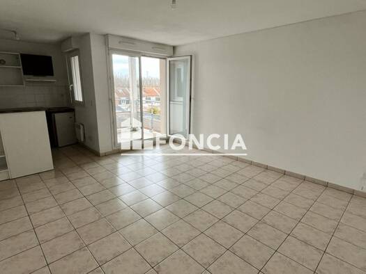 Appartement à vendre 99 500 € 3 pièces 2 chambres 55,2 m² Étage 2/2 Zone Artisanale Fosse 7 Avion 62210