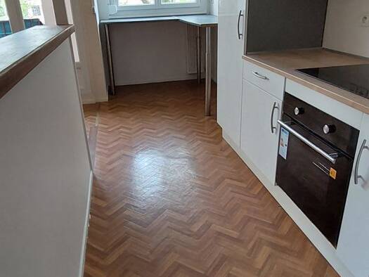 Appartement à louer 760 € 2 pièces 1 chambre 50 m² Étage 1/11 Compiègne 60200