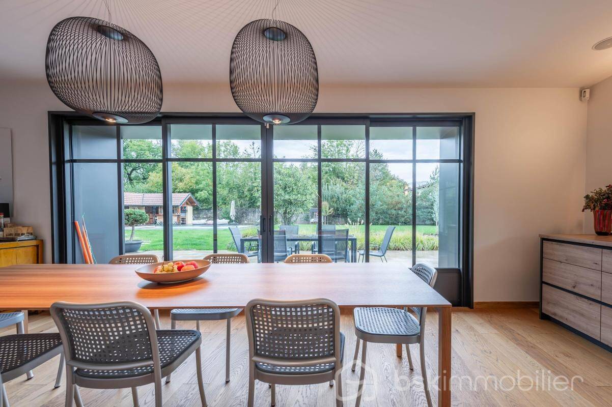 Maison à vendre, 373m², SAINT JORIOZ