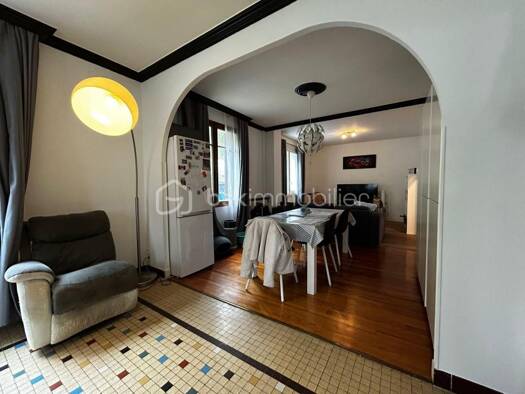 Maison à vendre 224 000 € 6 pièces 5 chambres 153 m² 1 521 m² de terrain Couronne Saint-Affrique 12400