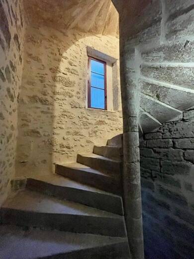 Immeuble à vendre 415 000 € 595 m² Sud Pézenas 34120