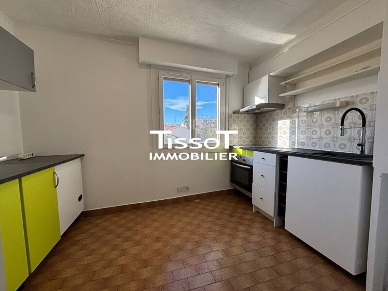 Maison à louer, 77m², NIMES