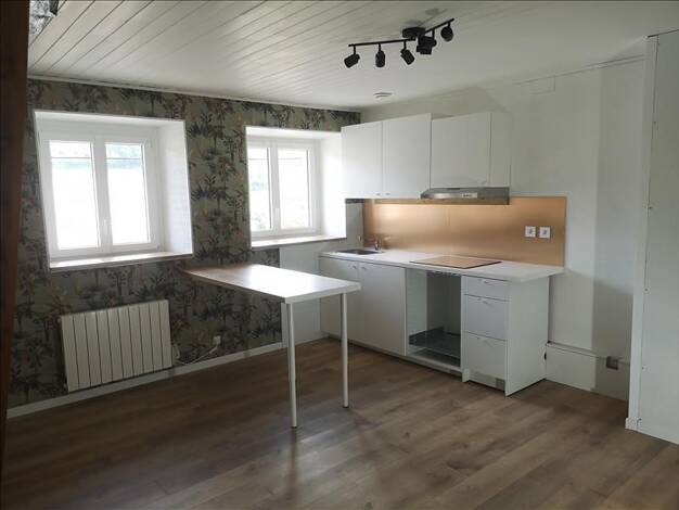 Duplex à louer 477 € 2 pièces 1 chambre 32 m² 1er étage Épeugney 25290