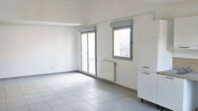 Duplex à louer 1 054 € 3 pièces 2 chambres 81,9 m² 1 étages Ternay 69360
