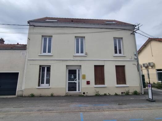 Immeuble à vendre 549 000 € 200 m² Est Sud Ouest La Ferté-sous-Jouarre 77260