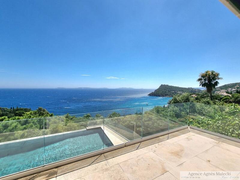 Maison à vendre, 205m², RAYOL CANADEL SUR MER