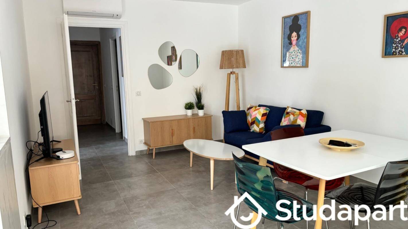 Maison à louer, 65m², ANTIBES