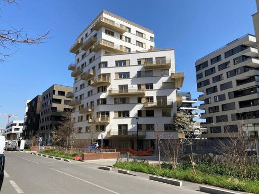 Appartement à louer - Première occupation 954 € 2 pièces 1 chambre 39 m² Étage 2/8 La Plaine-Stade de France Saint-Denis 93200