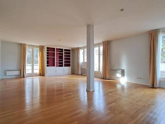 Appartement à vendre 364 000 € 6 pièces 4 chambres 167,2 m² Étage 3/4 Villefranche-sur-Saône 69400