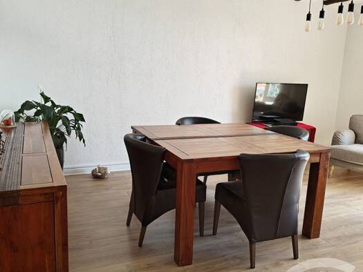 Appartement à vendre 213 700 € 5 pièces 4 chambres 93,8 m² Étage 3/7 Domaine du Chateau Chilly-Mazarin 91380