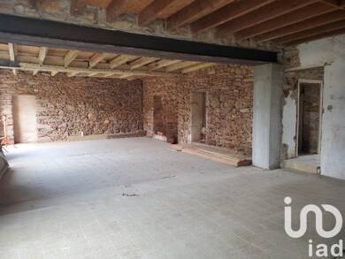 Maison à vendre 59 000 € 4 pièces 1 chambre 130 m² 941 m² de terrain Moncoutant 79320