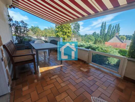 Maison à vendre 394 500 € 8 pièces 4 chambres 198 m² 1 143 m² de terrain Longueville 50290