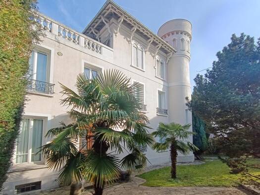 Maison à vendre 1 050 000 € 7 pièces 4 chambres 175 m² 708 m² de terrain La Prairie des Presles Le Perreux-sur-Marne 94170