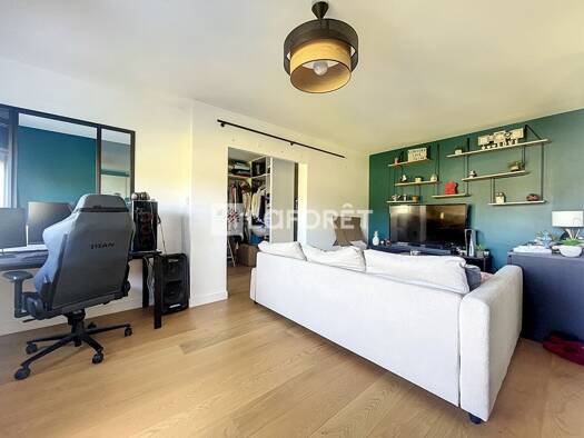 Appartement à louer 1 179 € 2 pièces 1 chambre 47 m² 3ème étage Houssières Châtenay-Malabry 92290