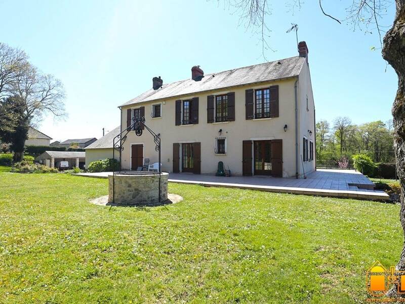 Maison à vendre, 205m², ESTOUCHES