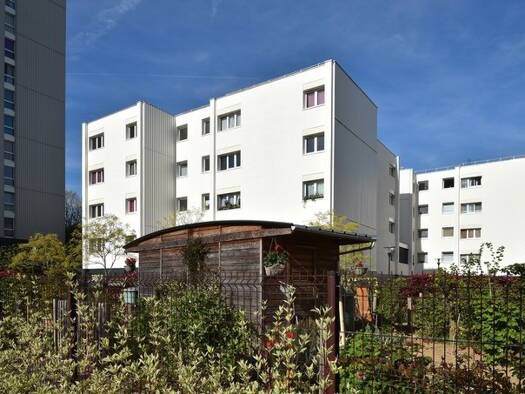 Appartement à louer 902 € 3 pièces 2 chambres 63 m² RDC/3 Ile de France Les Ulis 91940