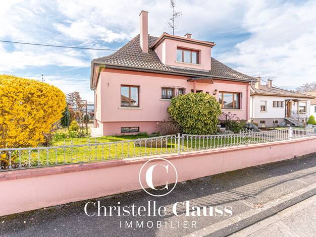 Maison à vendre 328 600 € 6 pièces 4 chambres 120 m² 655 m² de terrain Huttenheim 67230