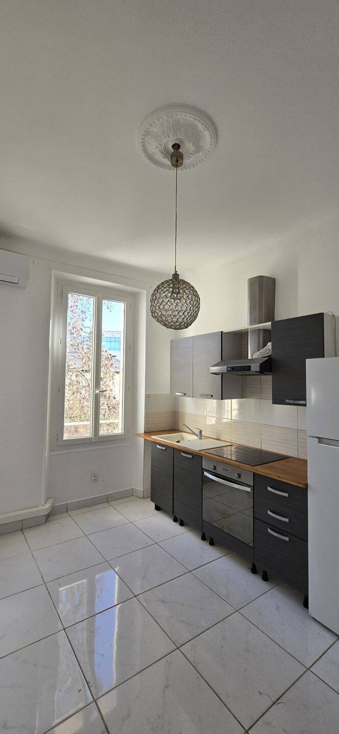 Maison à louer, 30m², ANTIBES