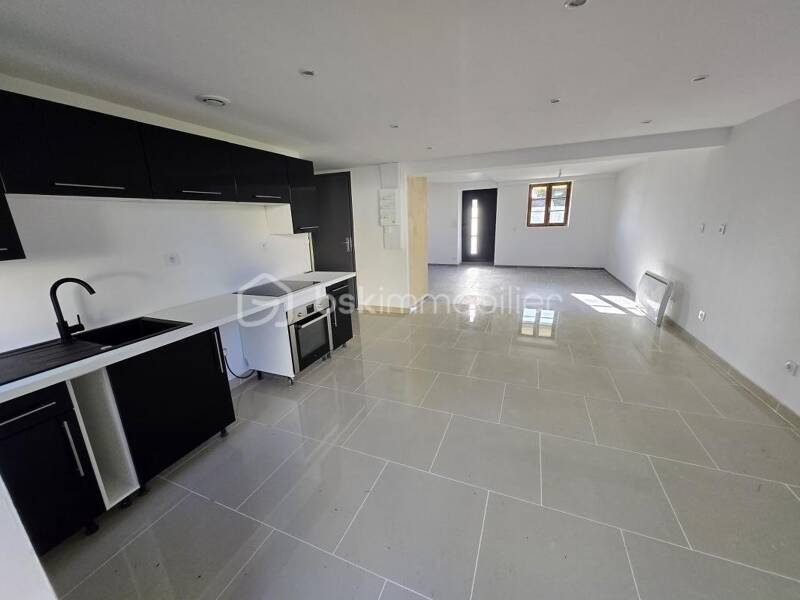 Maison à vendre, 133m², SAINT LEGER DES VIGNES