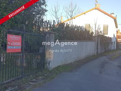 Maison à vendre 59 000 € 4 pièces 2 chambres 64 m² 601 m² de terrain Bezenet 03170